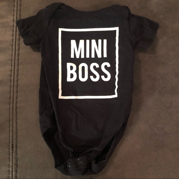 2 Baby Onesies - Picture 2 of 7